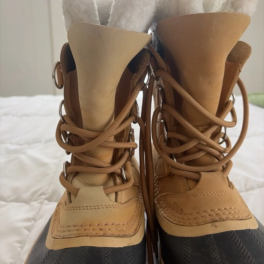 Sorel Caribou Women's Winter Boots in Tan, Black, White